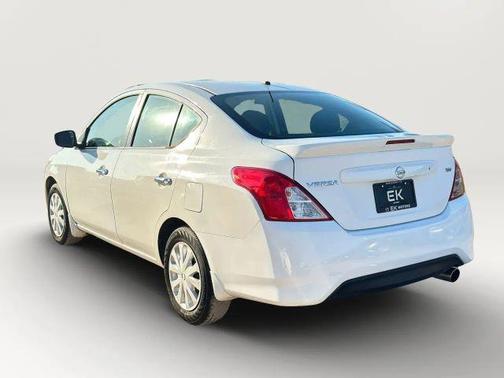 2017 Nissan Versa 1.6 SV