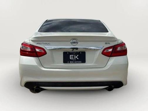 2016 Nissan Altima 2.5 SR