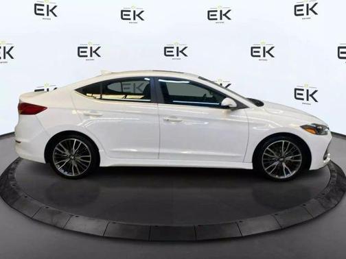 2018 Hyundai ELANTRA Sport