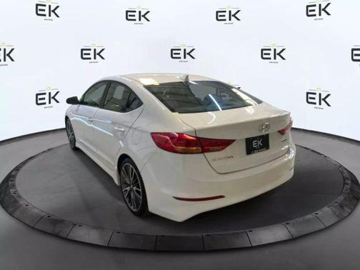 2018 Hyundai ELANTRA Sport