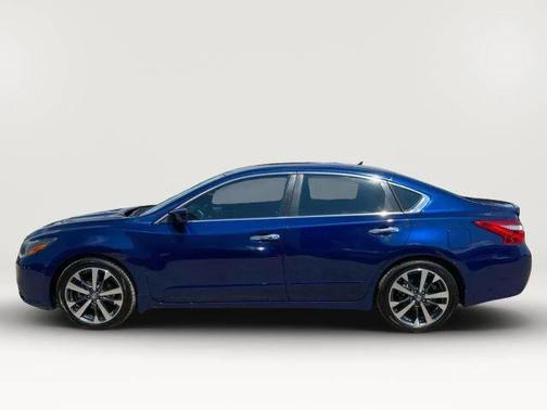2016 Nissan Altima 2.5 SR