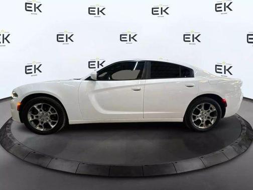 2015 Dodge Charger SE