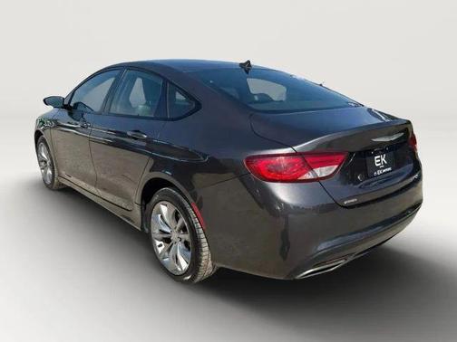2016 Chrysler 200 S