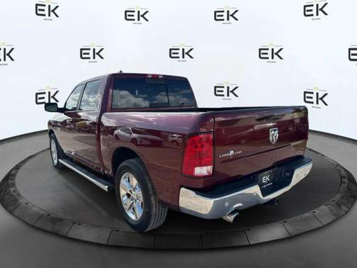 2016 RAM 1500 SLT