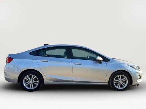 2019 Chevrolet Cruze LS