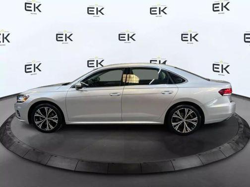 2021 Volkswagen Passat 2.0T SE