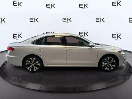2021 Volkswagen Passat 2.0T SE