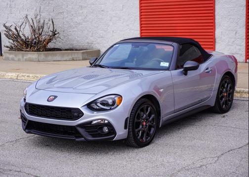 2020 FIAT 124 Spider Base