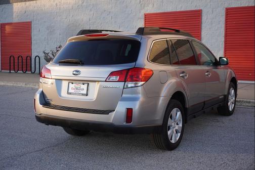 2010 Subaru Outback 2.5 i Premium