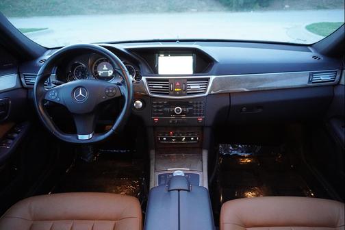 2010 Mercedes-Benz E-Class 4dr Sdn E 350 Luxury 4MATIC