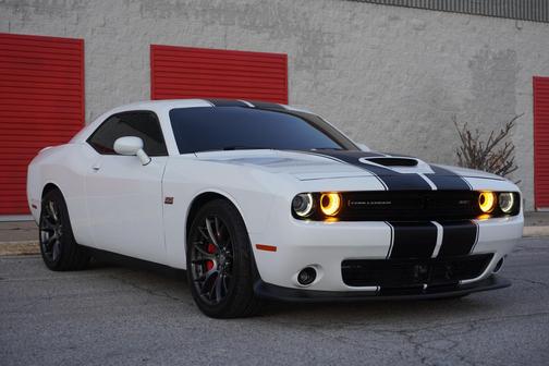 2016 Dodge Challenger SRT 392