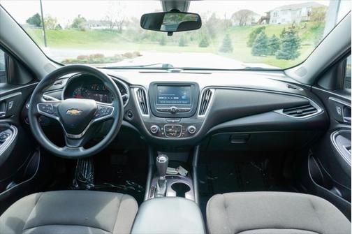 2018 Chevrolet Malibu 1LS