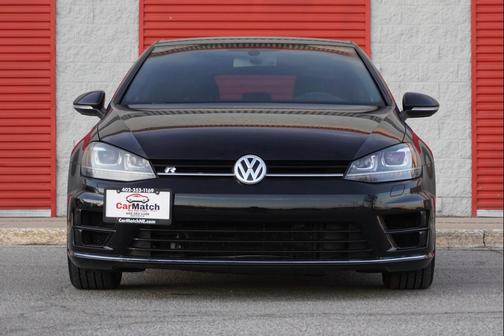 2016 Volkswagen Golf R 4-Door