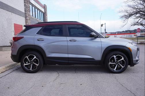 Sterling Gray Metallic 2023 Chevrolet Trailblazer RS