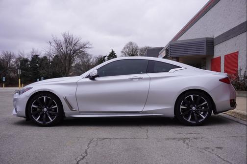 2017 INFINITI Q60 3.0T Premium