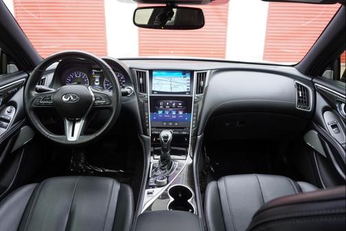 2017 INFINITI Q60 3.0T Premium