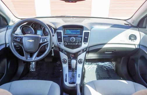 Champagne Silver Metallic 2016 Chevrolet Cruze Limited 1LT