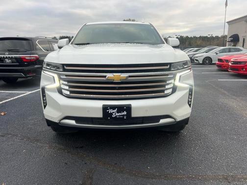 2022 Chevrolet Suburban High Country