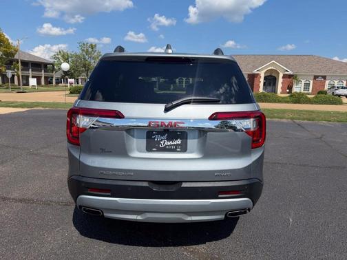 Sterling 2023 GMC Acadia SLT