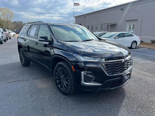 2023 Chevrolet Traverse RS