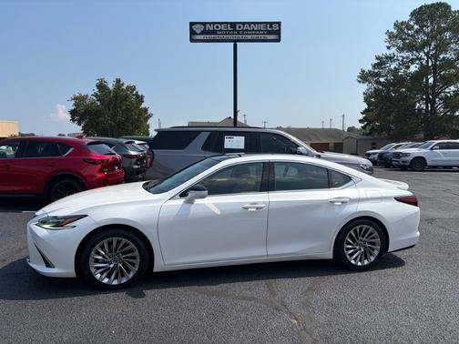 2022 Lexus ES 350 Ultra Luxury
