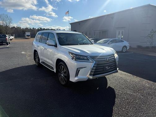 2019 Lexus LX 570 Three-Row