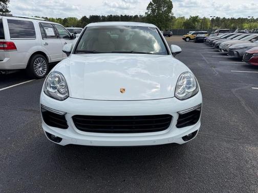 2016 Porsche Cayenne Base