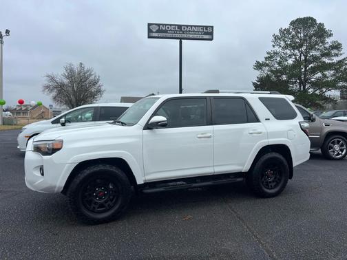 2023 Toyota 4Runner SR5 Premium