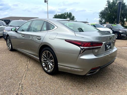 2018 Lexus LS 500 Base