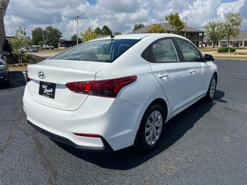 2021 Hyundai Accent SE