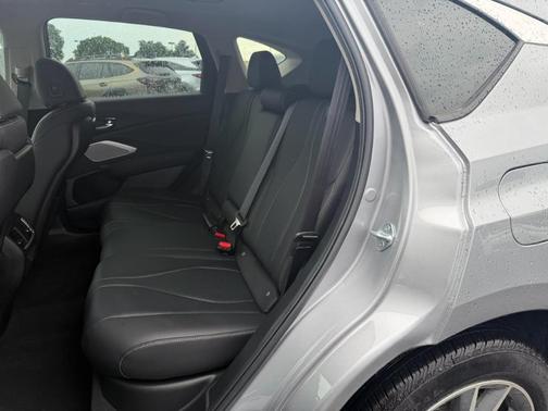 Silver 2024 Acura RDX Technology Package