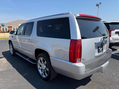 2014 Cadillac Escalade ESV Luxury