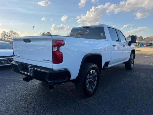 2025 Chevrolet Silverado 2500 Custom