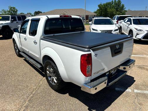 2019 Nissan Frontier SL