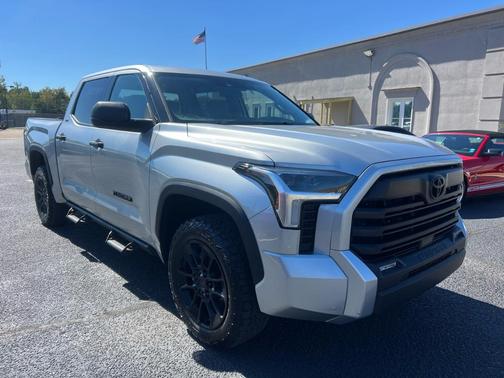 2023 Toyota Tundra SR5