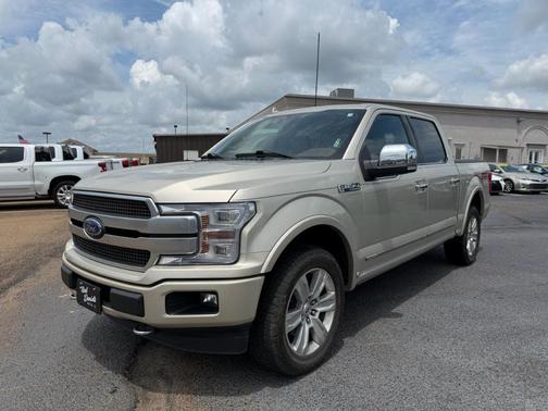 Gold 2018 Ford F-150 Platinum