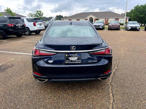 2021 Lexus ES 350 Base