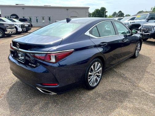 2021 Lexus ES 350 Base