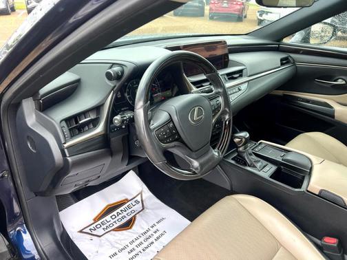2021 Lexus ES 350 Base