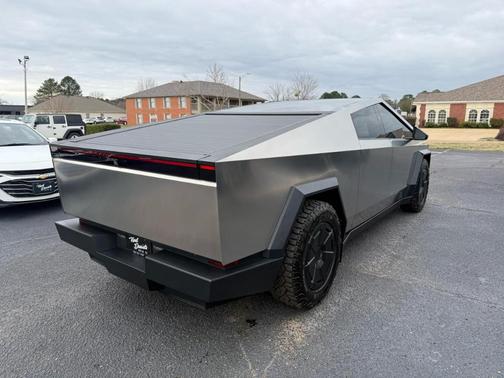 2024 Tesla Cybertruck Base