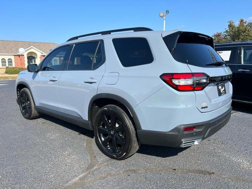 2025 Honda Pilot Black Edition AWD