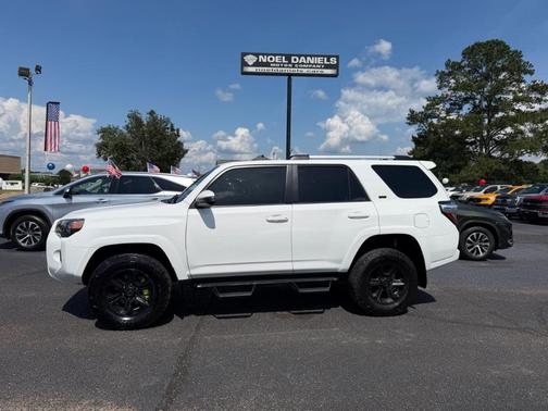 White 2023 Toyota 4Runner SR5