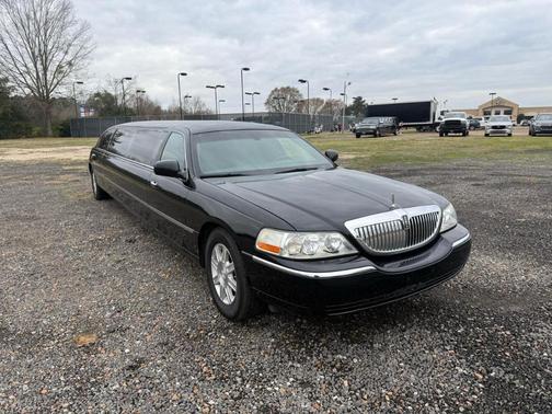 2011 Lincoln Town Car Executive L