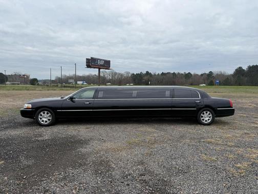 2011 Lincoln Town Car Executive L
