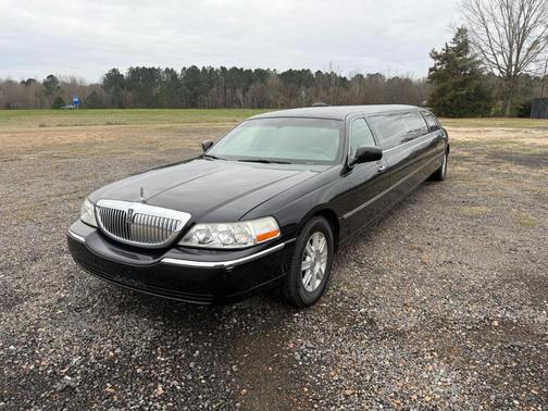 2011 Lincoln Town Car Executive L
