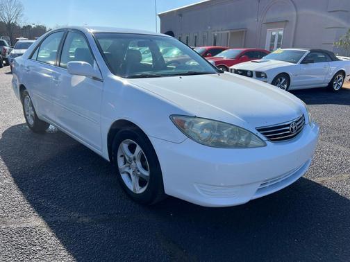 2006 Toyota Camry Standard