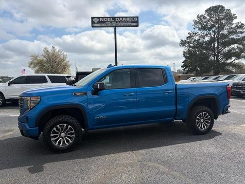 2022 GMC Sierra 1500 AT4