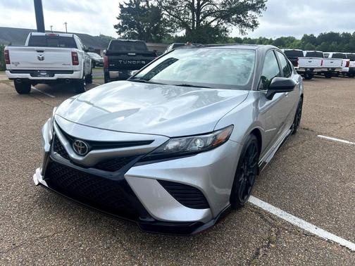 2020 Toyota Camry XSE V6