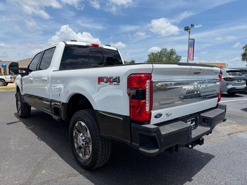 White 2024 Ford F-250 King Ranch