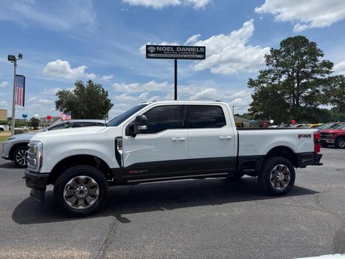 White 2024 Ford F-250 King Ranch